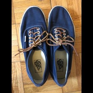 Vans Authentic shoe 9.5